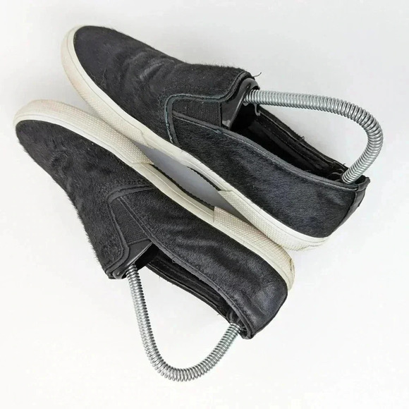 Kenneth Cole REACTION Salt N Pep Fur Sneakers - Picture 7 of 9